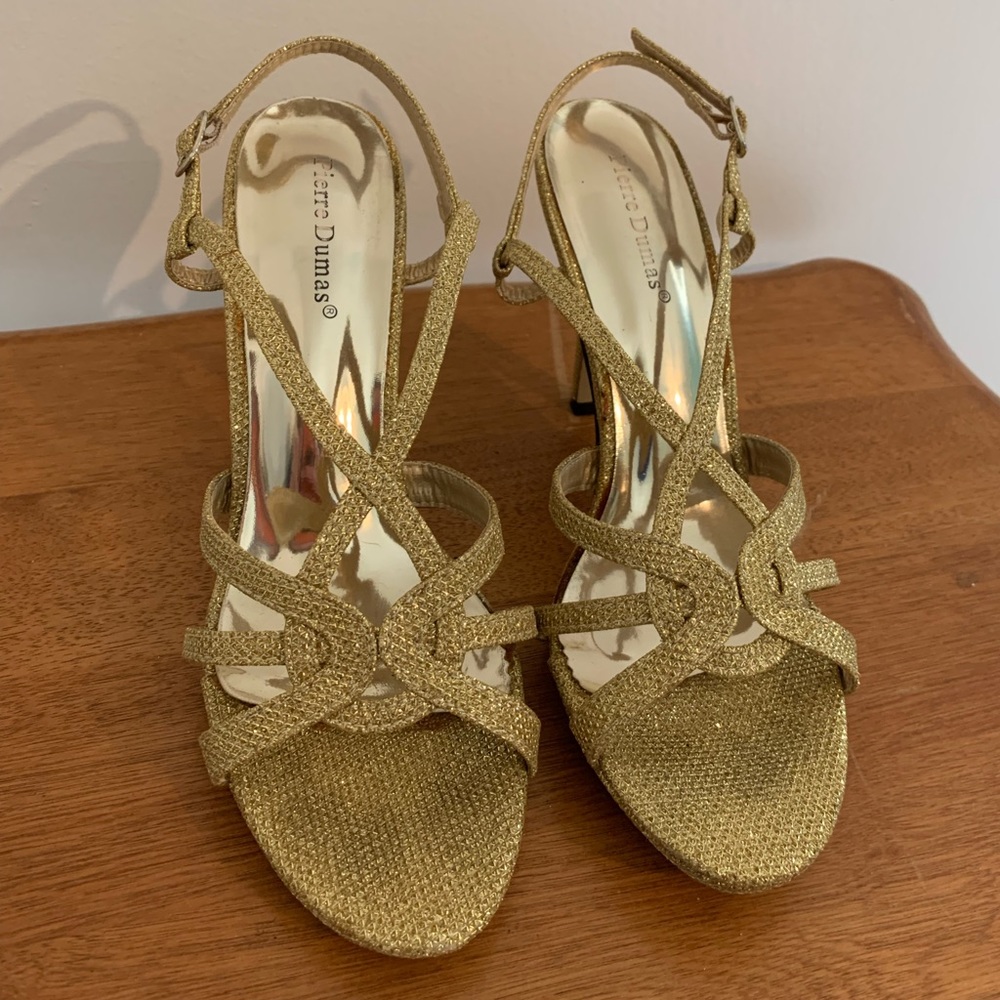 Pierre Dumas 9m Gold 3.5 Heel Dress Sandel Straps